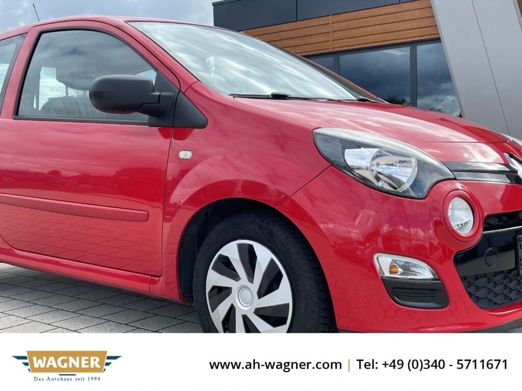 Renault Twingo Expression 1.2 16V Ölwechsel neu