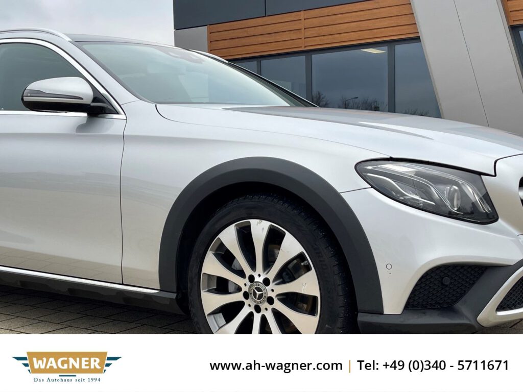 Mercedes-Benz E 220 d 4Matic All-Terrain LED